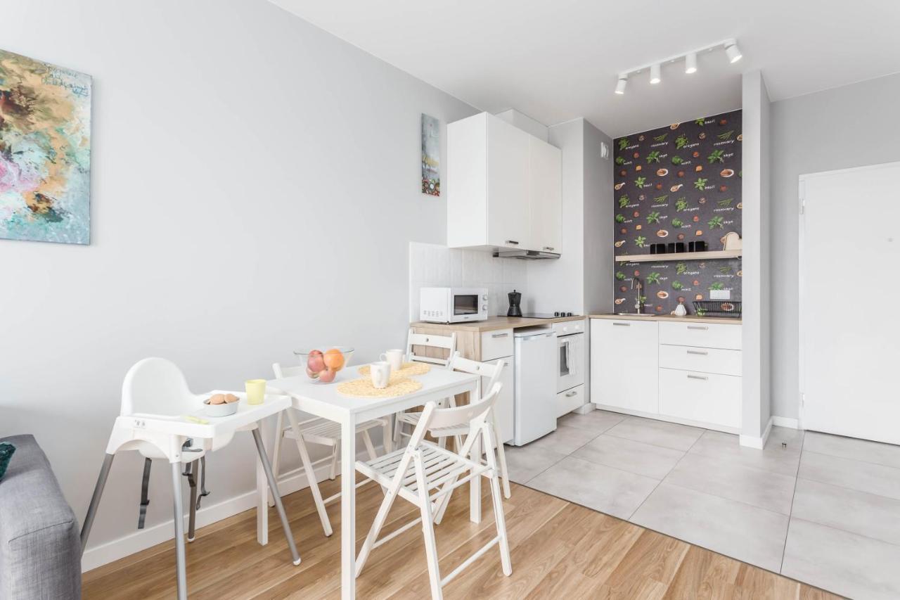 Chill Apartments Family Apartments Varşovia Exterior foto