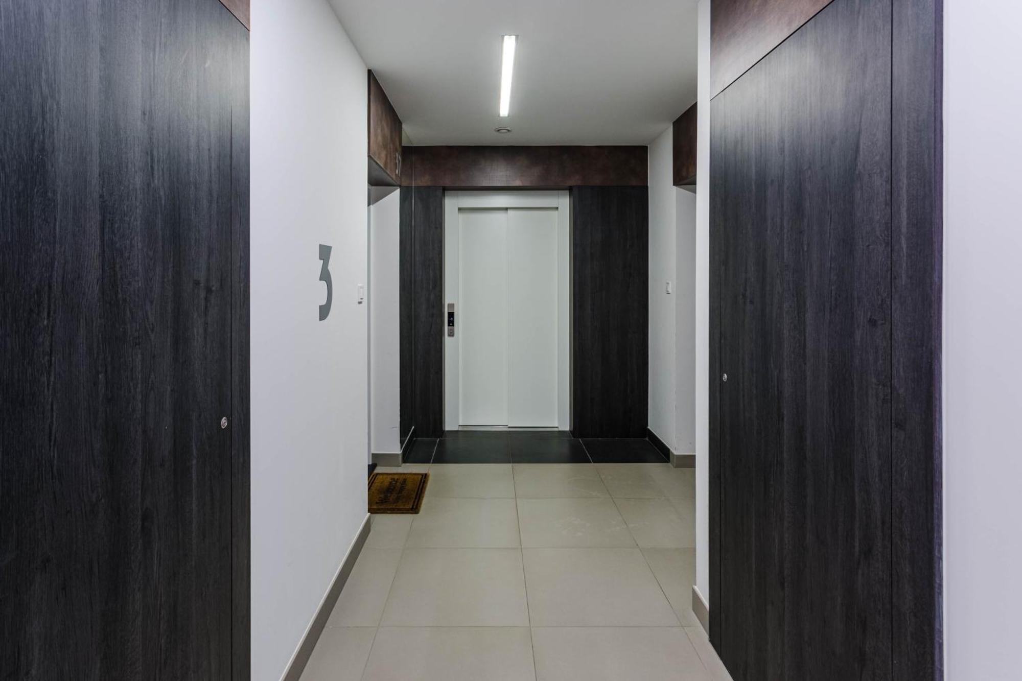 Chill Apartments Family Apartments Varşovia Exterior foto